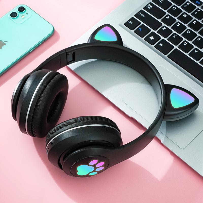 Black Fast Charge Wireless Headphones